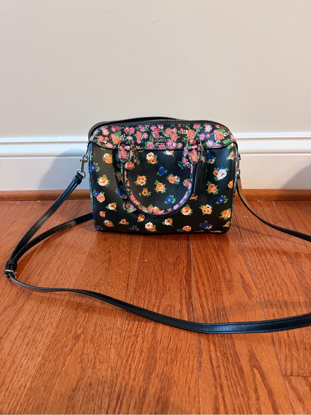 Coach Mini Bennett Satchel in Floral Mix Print Coated Canvas with COA - Picture 4 of 7